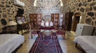 رزرو بوتیک هتل سنتی کوهاب (اتاق شش تخته با دو تخت دبل)