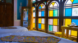 رزرو هتل سنتی تابش (اتاق شاه نشین)