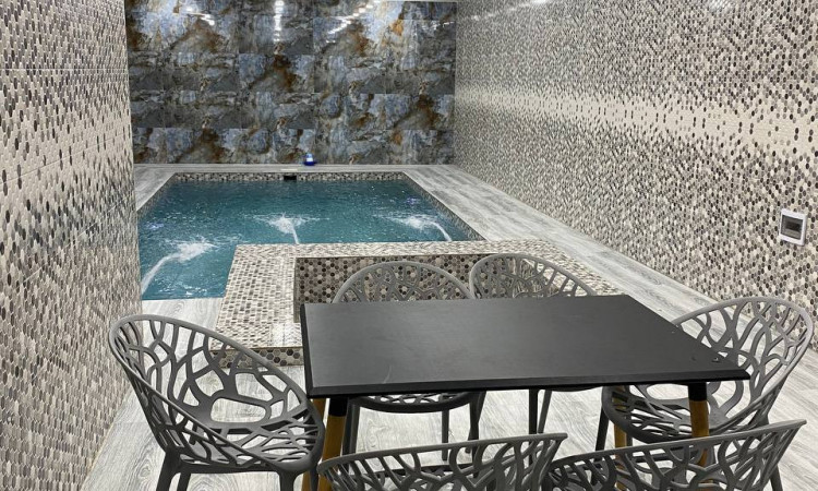 اجاره ویلا مدرن نوساز با استخر سرپوشیده آبگرم