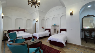 رزرو بوتیک هتل افصح الدوله (اتاق شاه نشین کوچک)