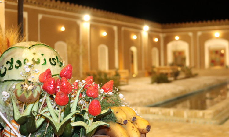 رزرو اقامتگاه بوم گردی سرای زنده دلان (سوئیت 5 شاعر)