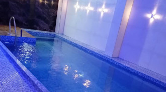 اجاره ویلااستخرآب گرم باغ بهادران (دو خوابه)