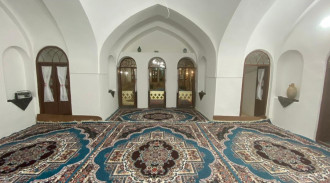 رزرو بوم گردی عمارت خلوت اصفهان تالار