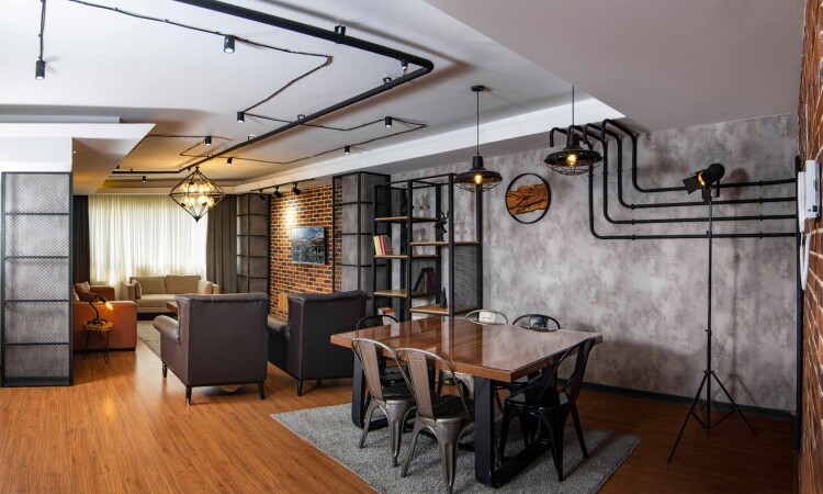 اجاره آپارتمان پارکوی 105 متر 2 خواب صنعتی (VIP)