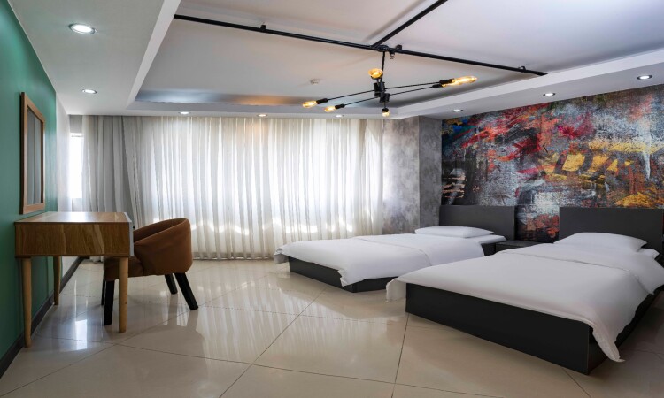 اجاره آپارتمان پارکوی 105 متر 2 خواب صنعتی (VIP)