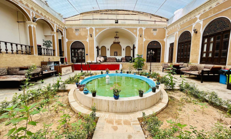 رزرو هتل سنتی رز - اتاق 2 تخته دبل