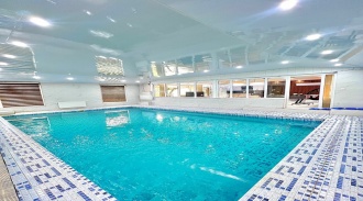 اجاره ویلا دوخوابه با استخر سرپوشیده آبگرم شفت