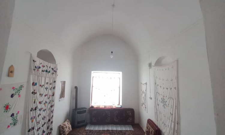 رزرو اقامتگاه بوم گردی شمیرون (خانه تابستانی)