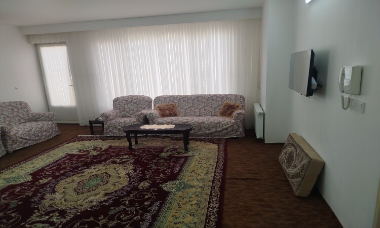 آپارتمان تک خواب نوساز نزدیک به اماکن تاریخی کاشان