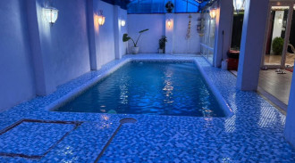 فيلا بحمام سباحة على ساحل جمخال