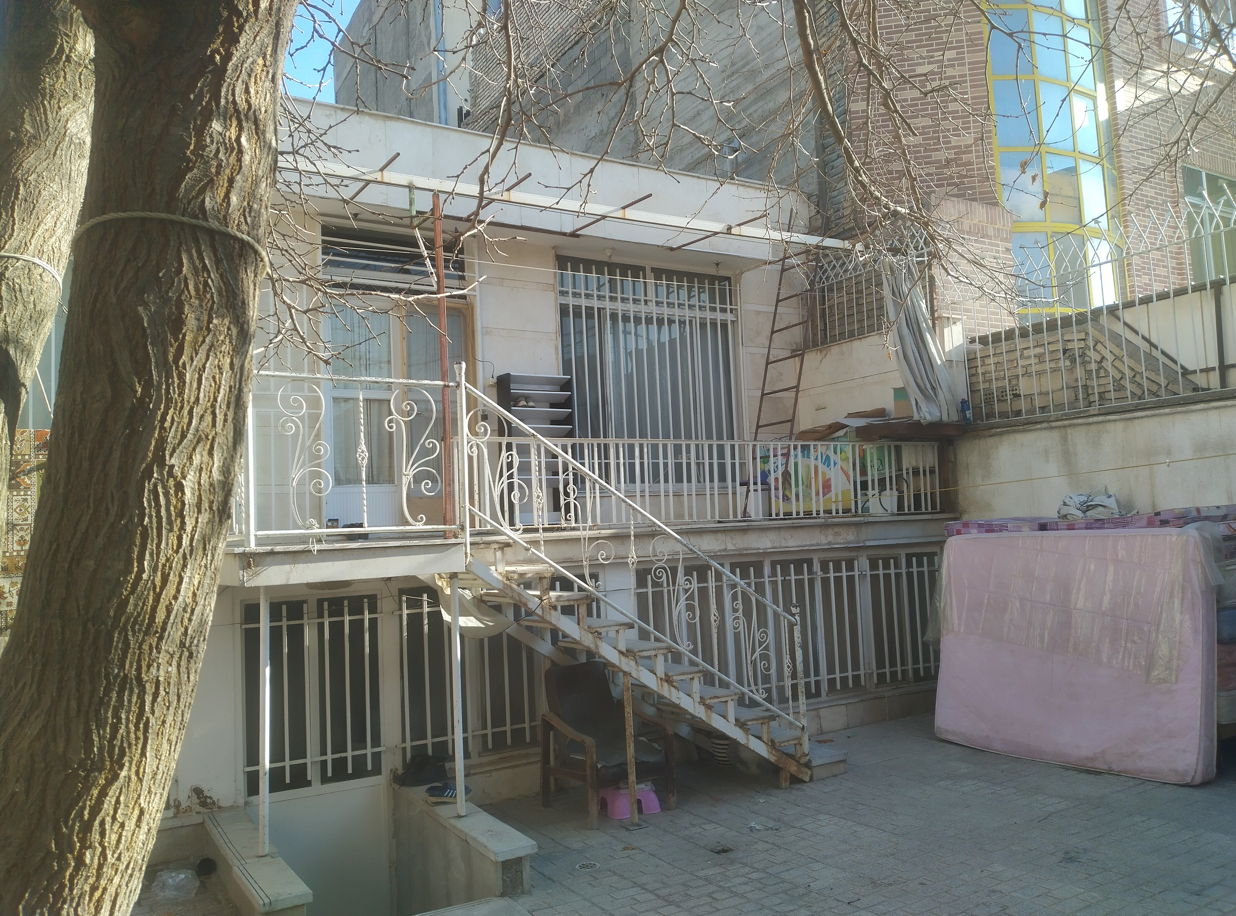 ستاره شرق 1 خواب