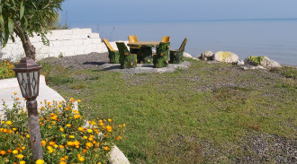 مجمع منتجع شاطئ نخل زارين