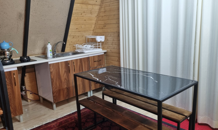 بام هیرکانی/کلبه سرو دوبلکس