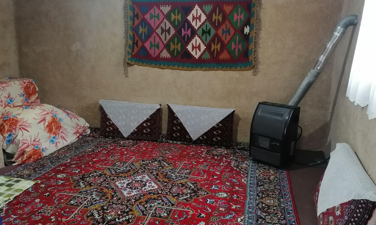 اجاره اقامتگاه بومگردی مشتی حسن(اتاق طلعت 4)
