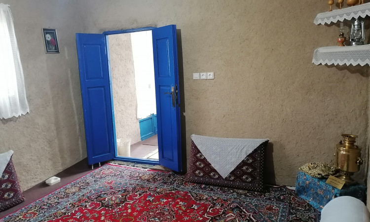 اجاره اقامتگاه بومگردی مشتی حسن(اتاق طلعت 4)