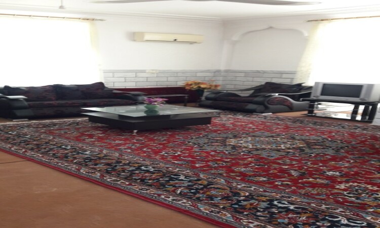 استئجار فيلا ذات شرفات في بهارانانج