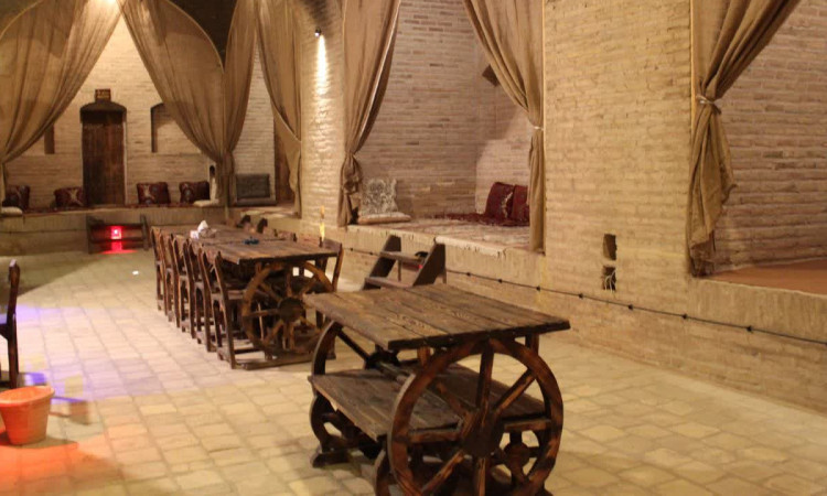 هتل کاروانسرای صفوی سریزد اتاق 1