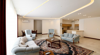 ثلاث غرف نوم للرجال ، الوحدة 2