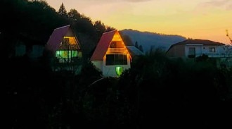 کلبه سوئیسی مرسانا در منطقه لفور