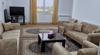 فيلا مع فناء