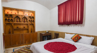 اقامتگاه سرای ملک کاشان - اتاق محراب