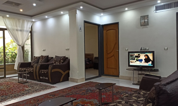 اجاره آپارتمان دوخوابه طبقه اول پل بزرگمهر