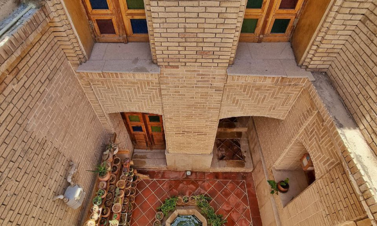 منزل الرشيدي التاريخي - غرفة توأم في الطابق السفلي