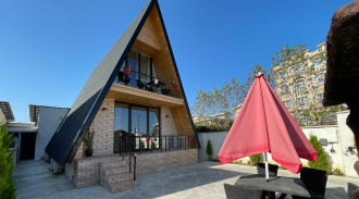 کلبه استخرسرپوشیده ژولیِت