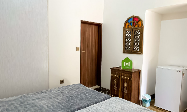 بوم گردی یزدان - اتاق 9 ( 2 تخته )