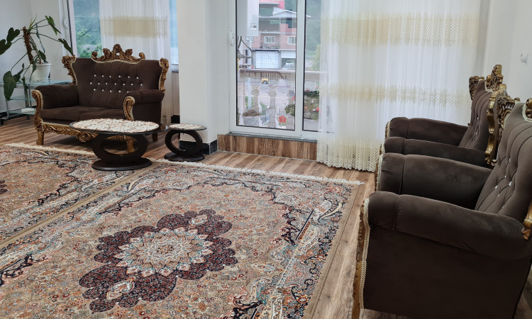 ویلای روستایی چشم انداز کوه و جنگل