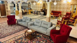 اجاره اقامتگاه دو خوابه نزدیک خانه‌ی عامری ها