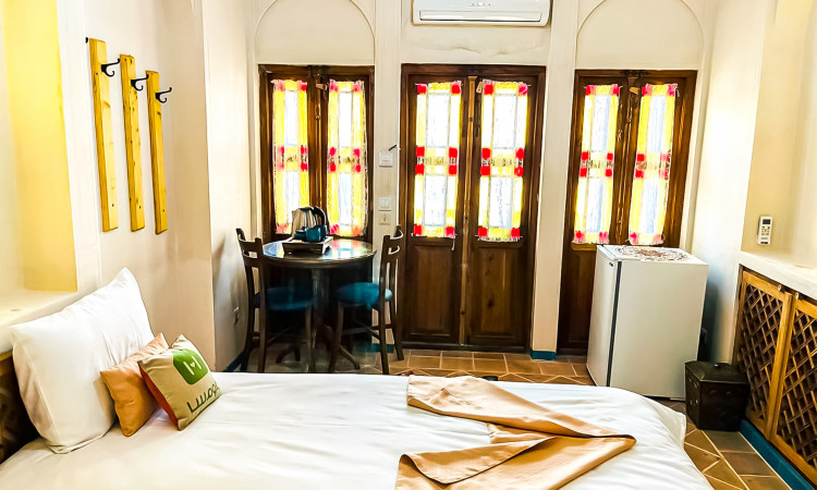 رزرو هتل سنتی اشکوب سایه بافت تاریخی کاشان