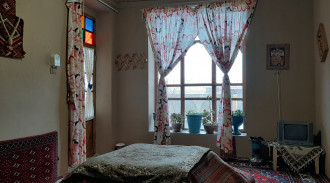 اجاره بوم گردی دولت سرا اتاق شش