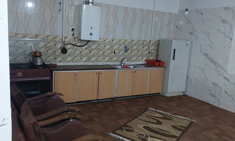 اجاره ویلا 1 خوابه 140 متری کوچه دنج