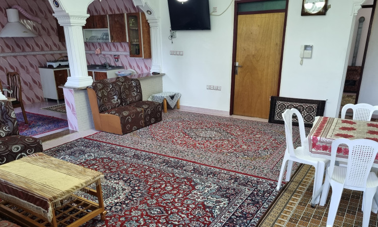 دو خوابه جنگلی مروارید سبز در رامسر