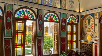 رزرو هتل سنتی اشکوب نفیس در بافت تاریخی کاشان