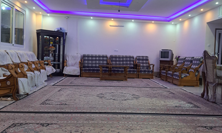 اجاره ویلا باغ 2 خوابه (170 متری) بنایی