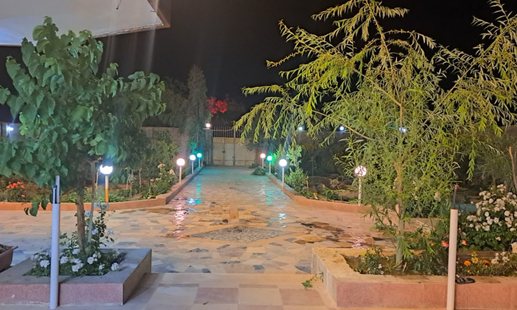 اجاره ویلا باغ 2 خوابه (170 متری) بنایی