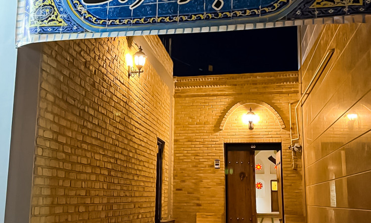 رزرو اقامتگاه سنتی بومگردی فرهنگ میمه (اتاق آفتاب )