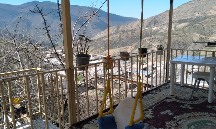 اجاره ویلا گندم تراس دار چشم انداز کوه روستا قورچای