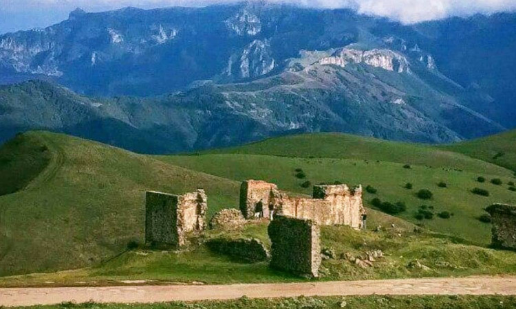 اجاره ویلا در فندقلو با ویو ابدی(دشت بابونه ها)