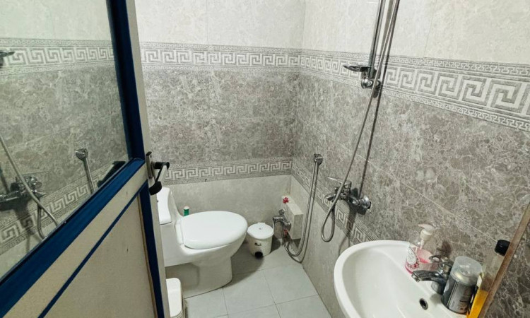 اجاره روزانه و ماهانه باغ ویلای استخردار تابستانی دلفا