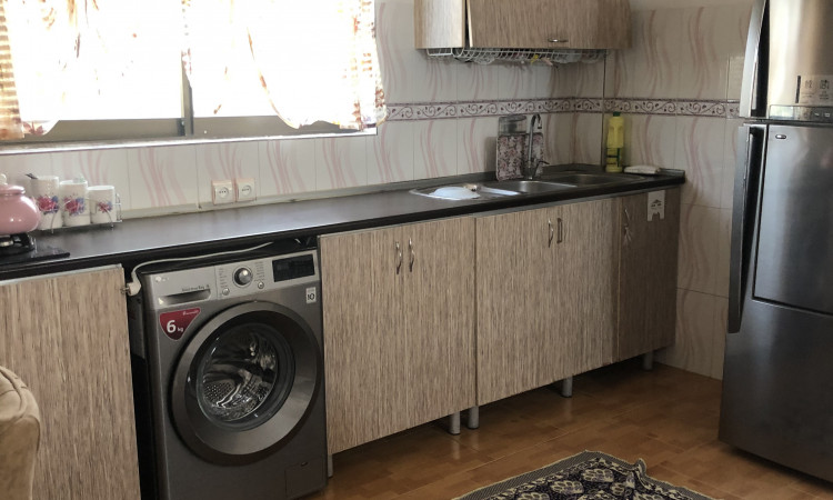 اجاره ویلای دو خوابه شادی نزدیک ساحل با پارکینگ