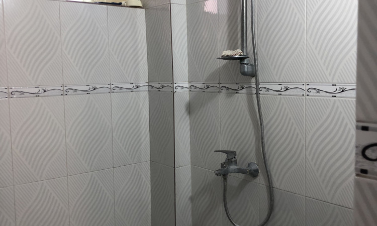 اجاره ویلای دو خوابه شادی نزدیک ساحل با پارکینگ