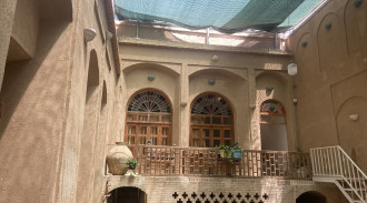 رزرو اقامتگاه سنتی رخ شین به صورت دربست