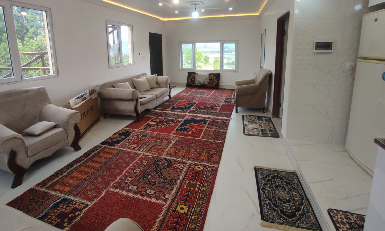اجاره ویلا باغ تک خوابه رامین با حیاط 2000 متری دربست