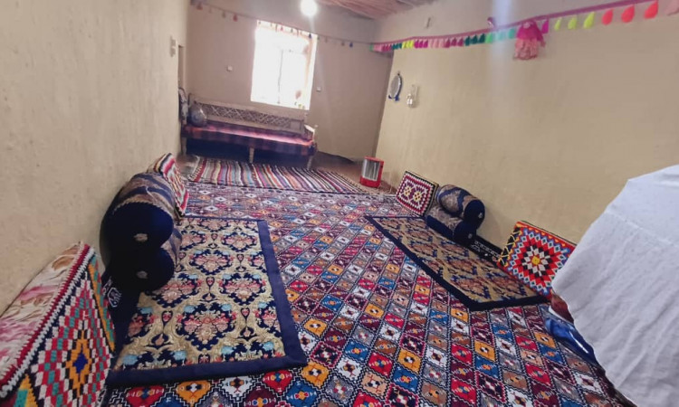 رزرو بومگردی دشت سوسن (اتاق انشان)با صبحانه