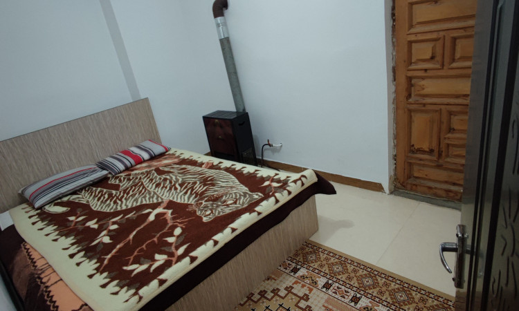 ویلا حیاط دارخونه پدری