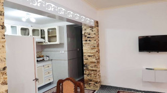 غرفة نوم مزدوجة خلف التلفريك