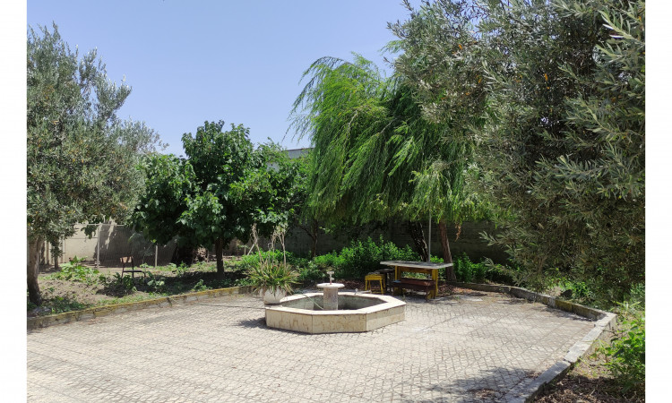 ویلای پدرسالار ، دو خواب با حیاطی زیبا